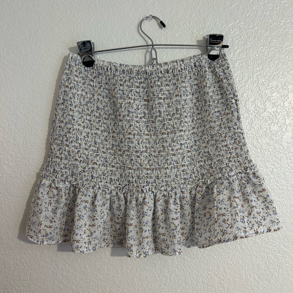mini skirt